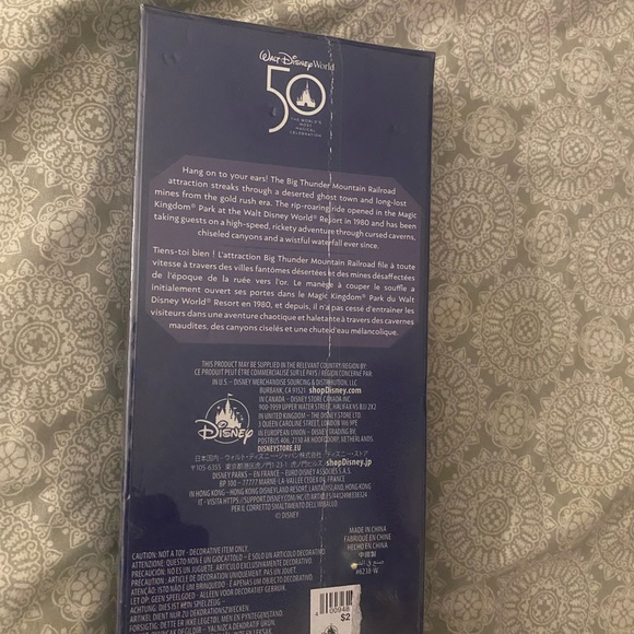 - Disney Mickey Mouse The Main Attraction Key Thunder Mountain Railroad ✨✨ - Picture 4 of 4